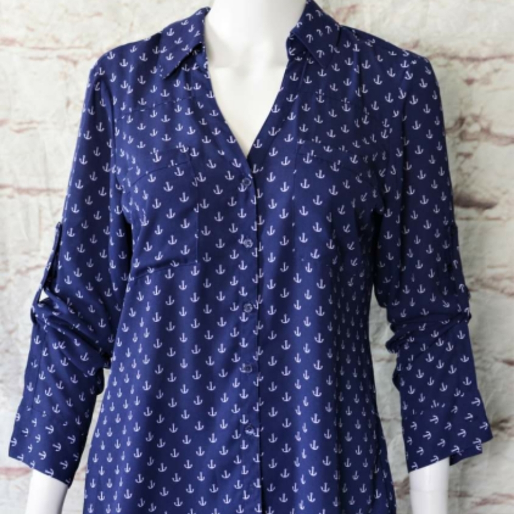 Women's EXPRESS Size M Portofino Anchor Shirt
